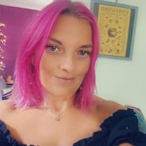 Vanessa Luck, 45 years old, StraightStoke-on-Trent, United Kingdom